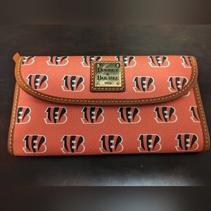NFL Bengals Continental Clutch